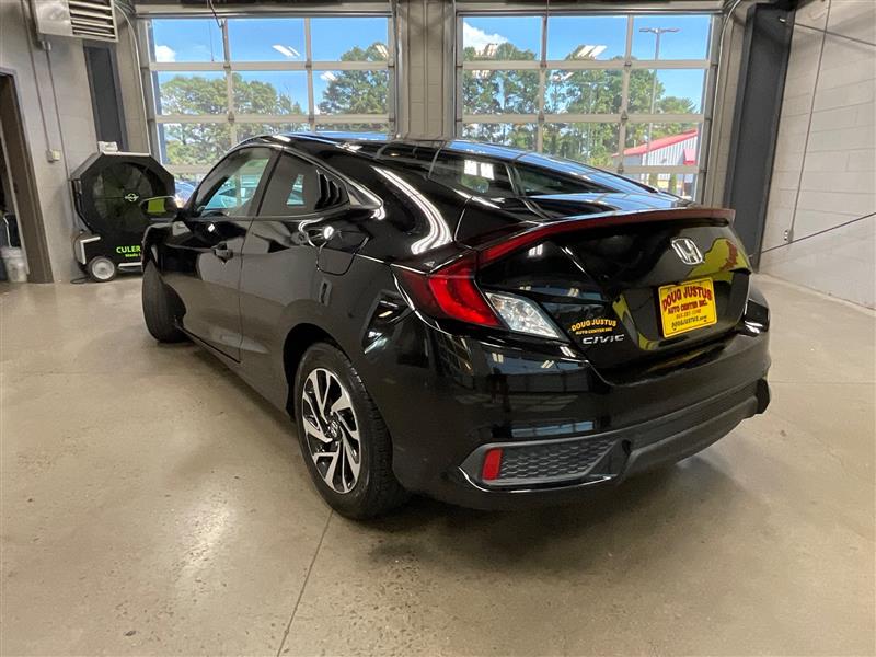 2018 HONDA CIVIC LX-P