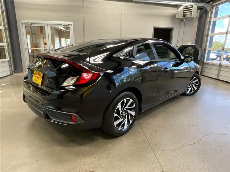 2018 HONDA CIVIC LX-P