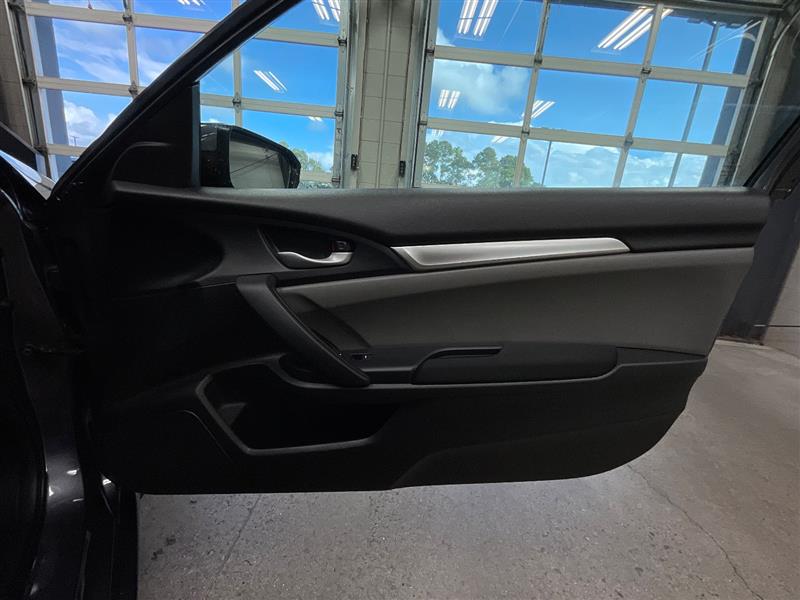 2018 HONDA CIVIC LX-P