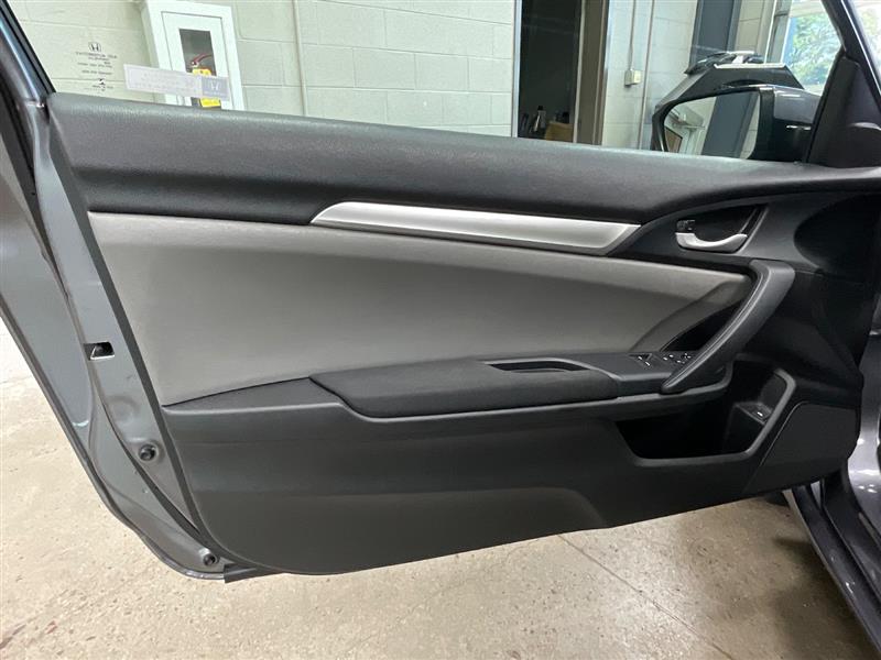 2018 HONDA CIVIC LX-P
