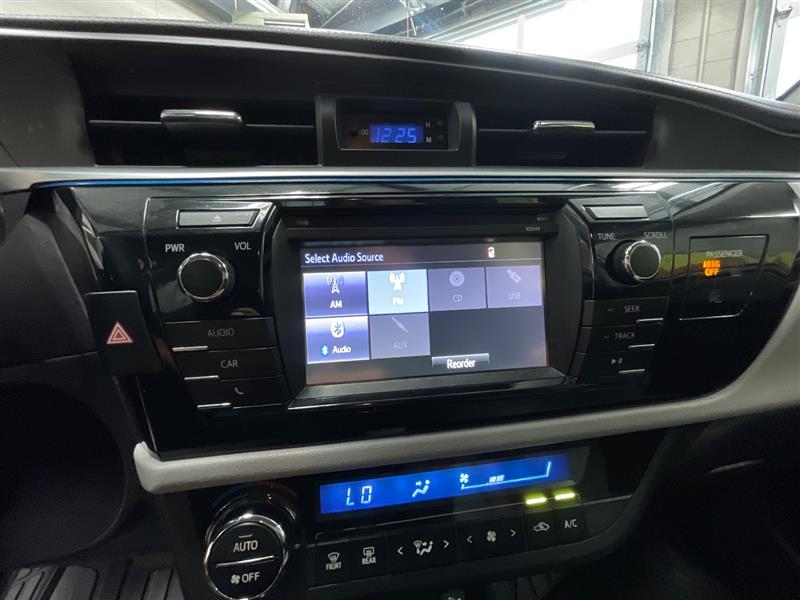 2014 TOYOTA COROLLA LE