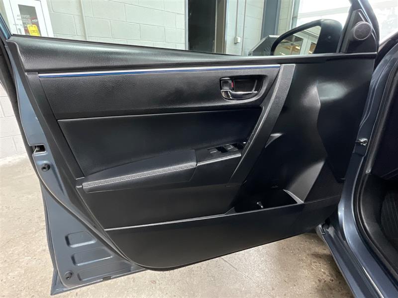2016 TOYOTA COROLLA S