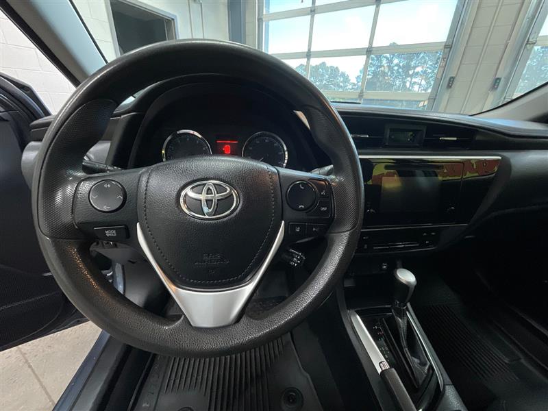2019 TOYOTA COROLLA LE