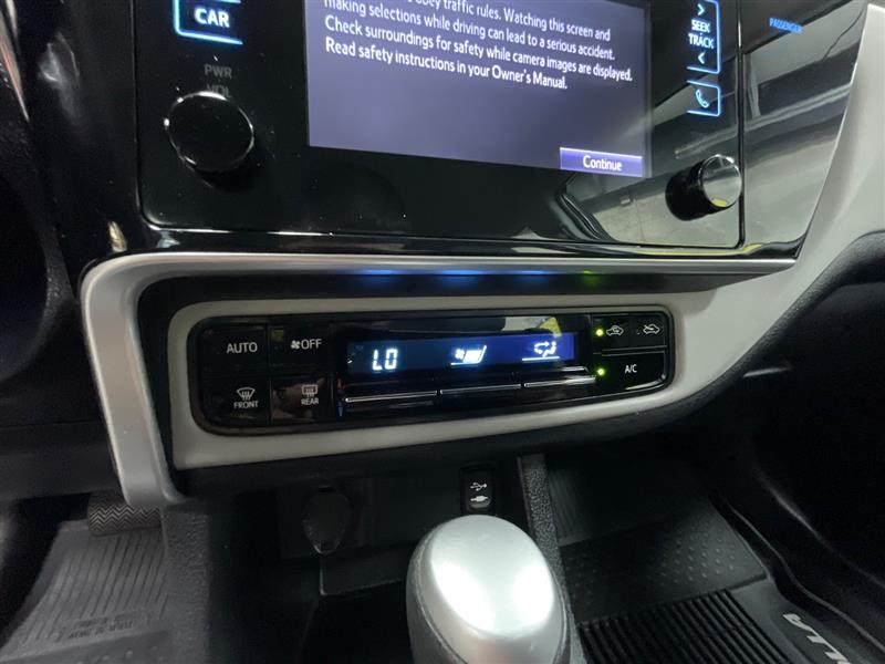 2019 TOYOTA COROLLA LE