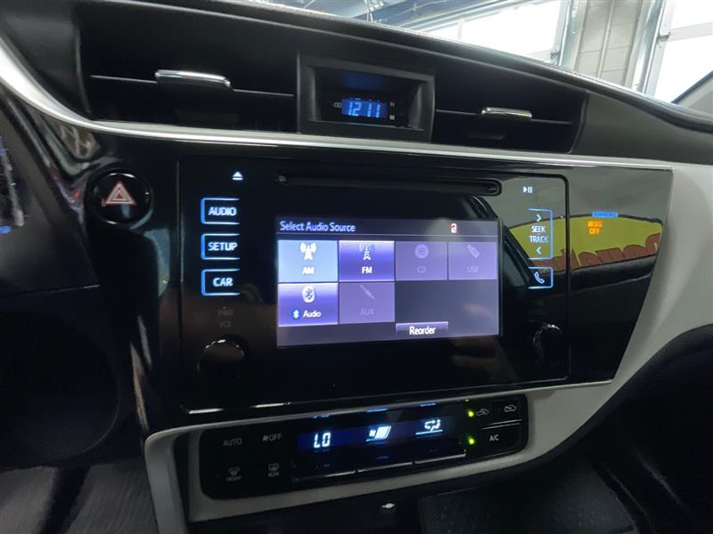 2019 TOYOTA COROLLA LE