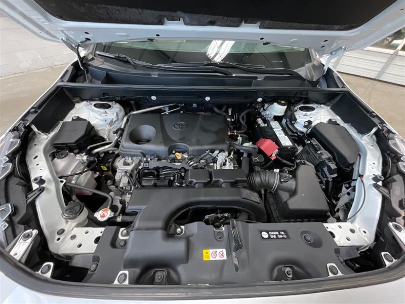 2021 TOYOTA RAV4 LE