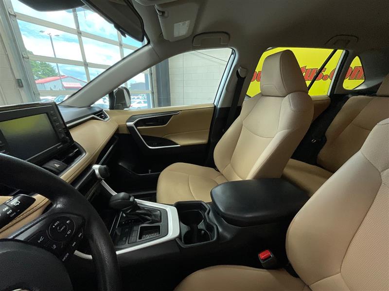 2021 TOYOTA RAV4 LE