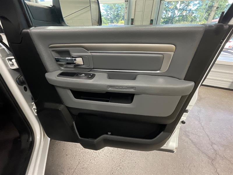 2020 RAM 1500 CLASSIC SLT