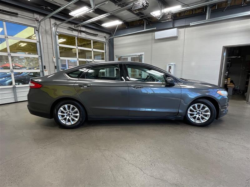 2016 FORD FUSION S