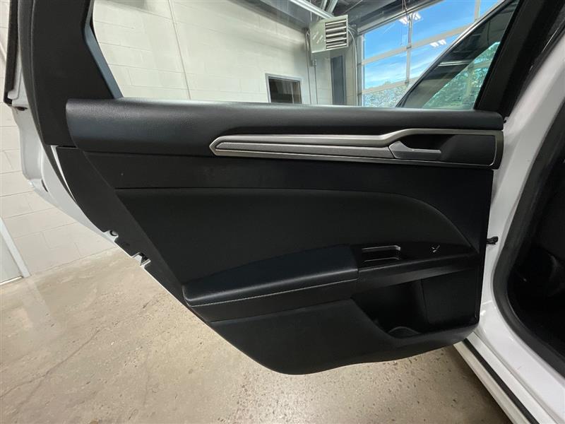 2017 FORD FUSION HYBRID SE