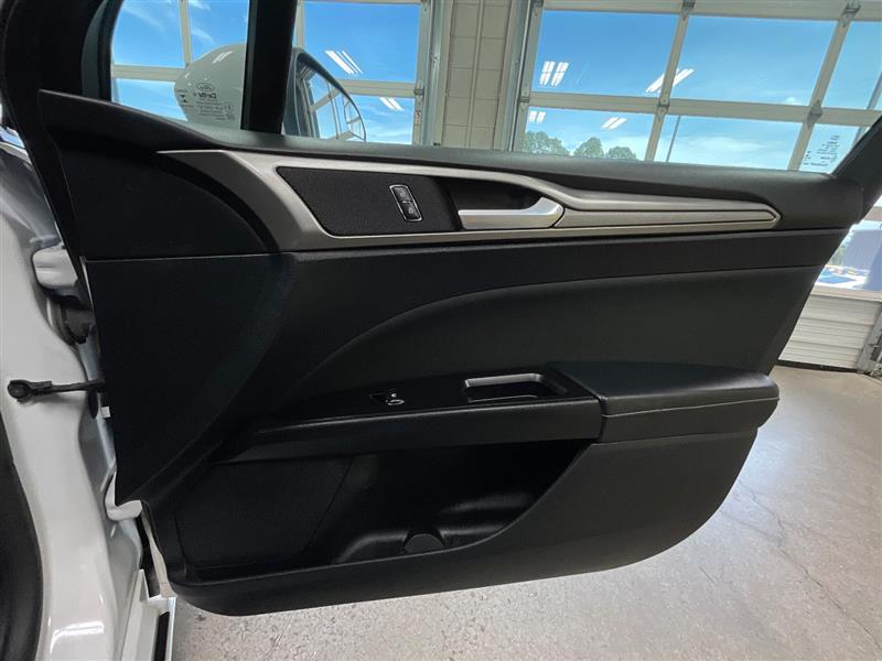 2017 FORD FUSION HYBRID SE