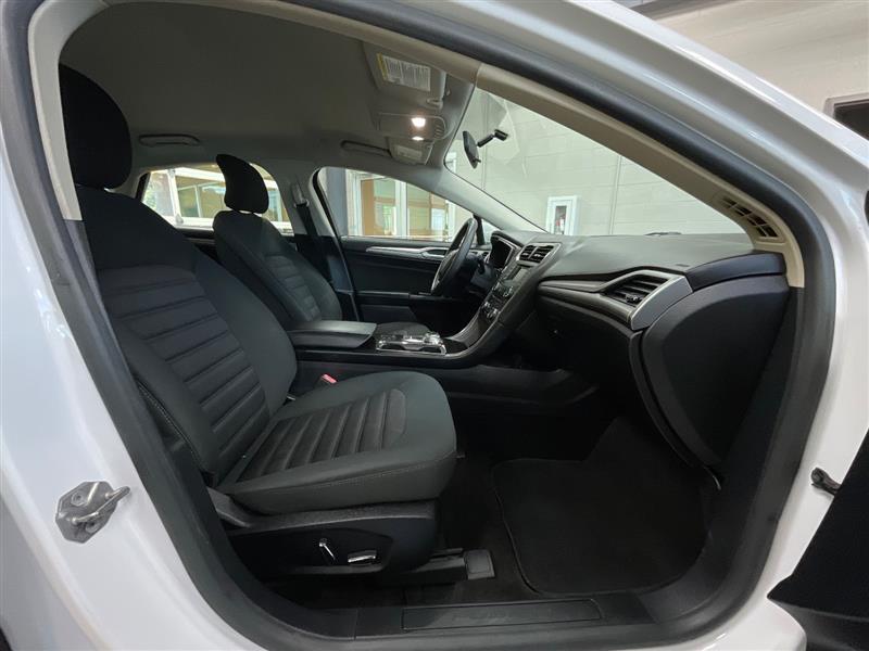 2017 FORD FUSION HYBRID SE