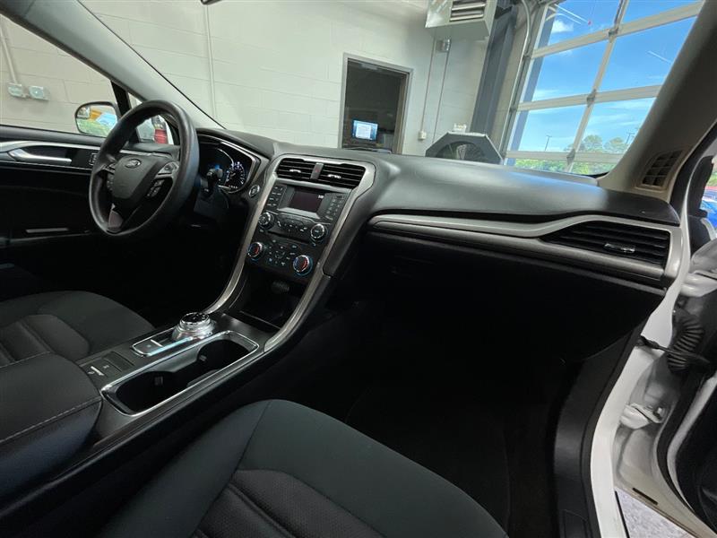 2017 FORD FUSION HYBRID SE