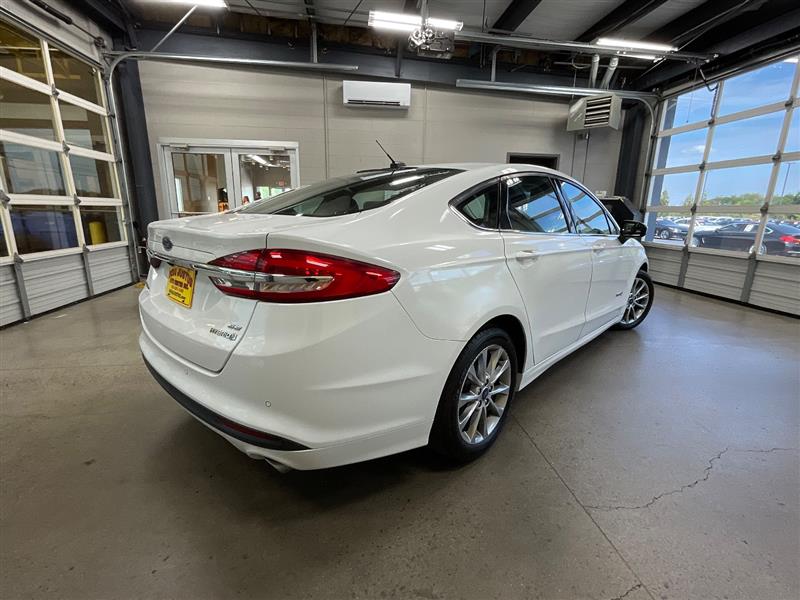 2017 FORD FUSION HYBRID SE