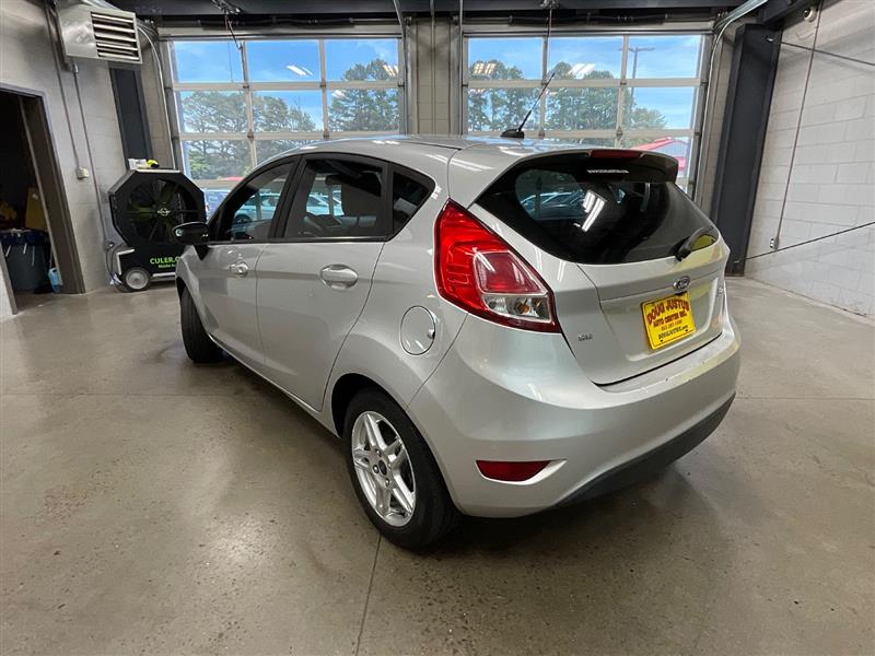 2019 FORD FIESTA SE