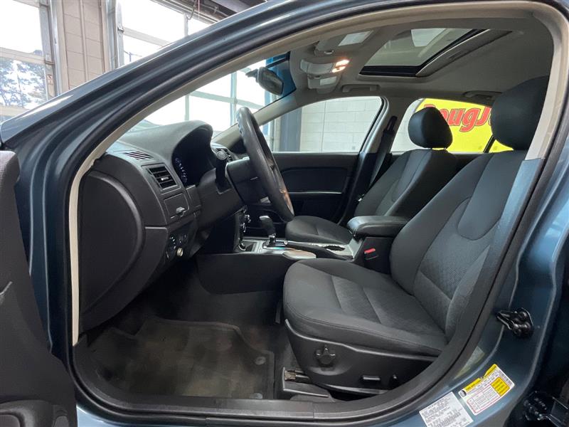 2011 FORD FUSION SE