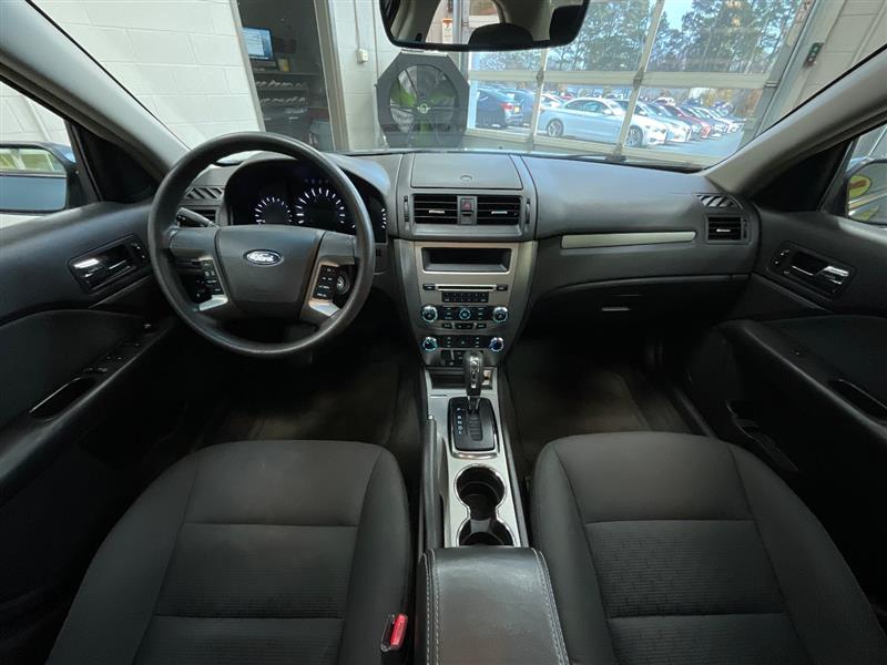 2011 FORD FUSION SE