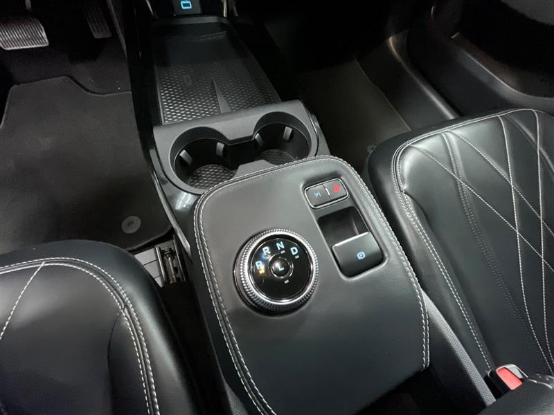 2022 FORD MUSTANG MACH-E Select