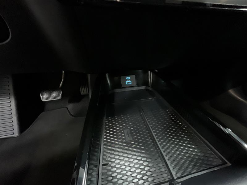 2022 FORD MUSTANG MACH-E Select