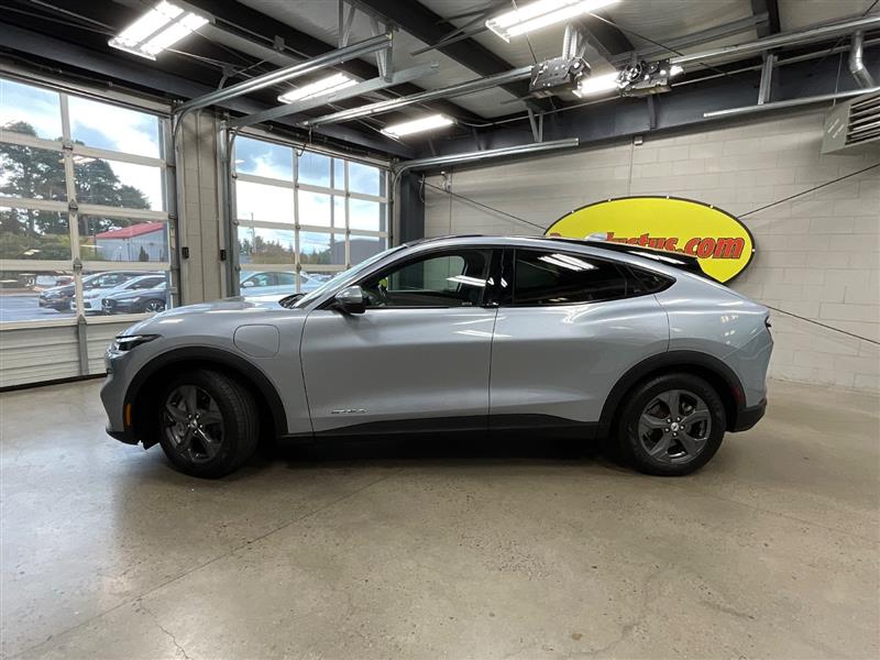 2022 FORD MUSTANG MACH-E Select