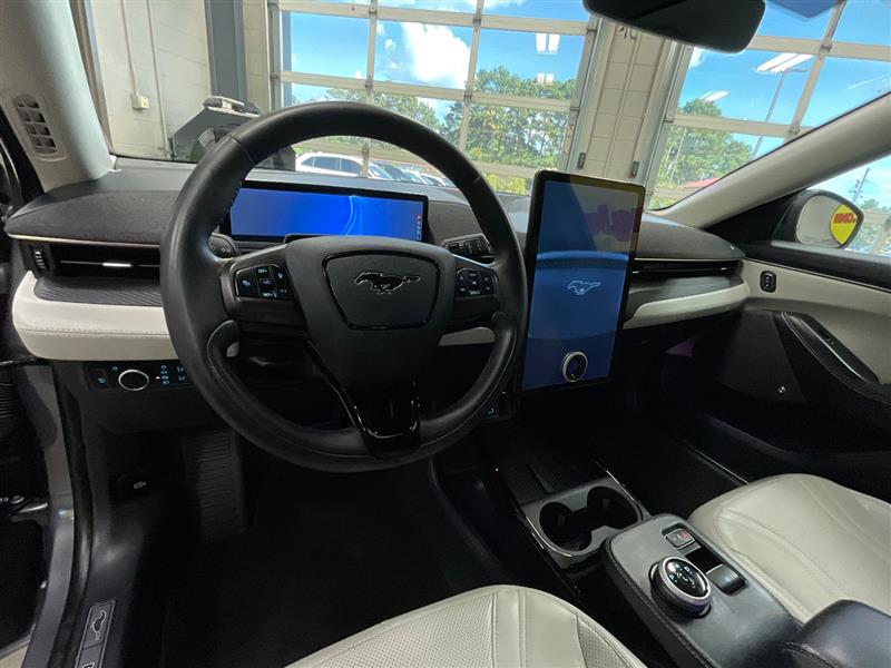 2023 FORD MUSTANG MACH-E Premium