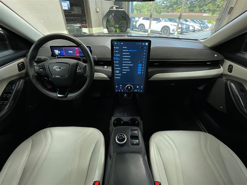 2023 FORD MUSTANG MACH-E Premium
