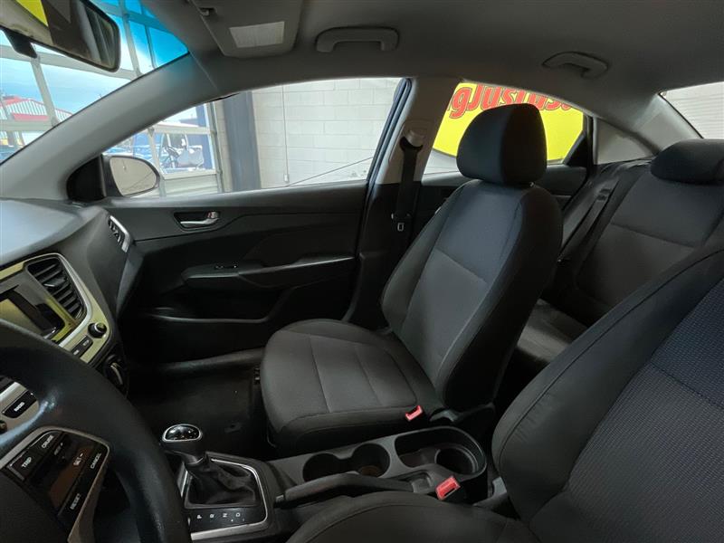 2019 HYUNDAI ACCENT SE