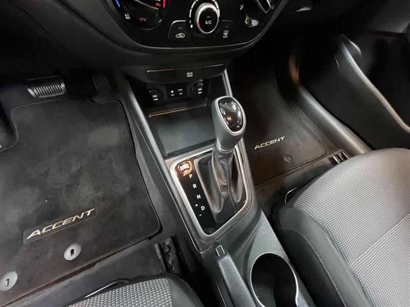 2020 HYUNDAI ACCENT SEL