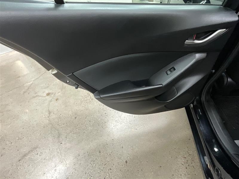 2015 MAZDA MAZDA3 I SPORT