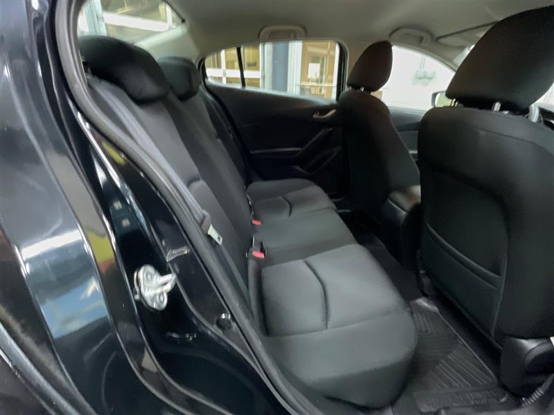 2015 MAZDA MAZDA3 I SPORT