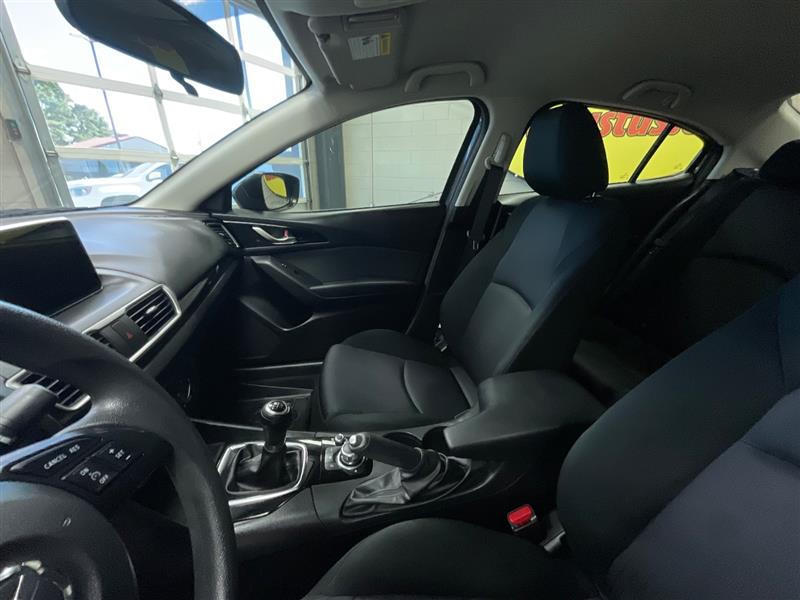 2015 MAZDA MAZDA3 I SPORT
