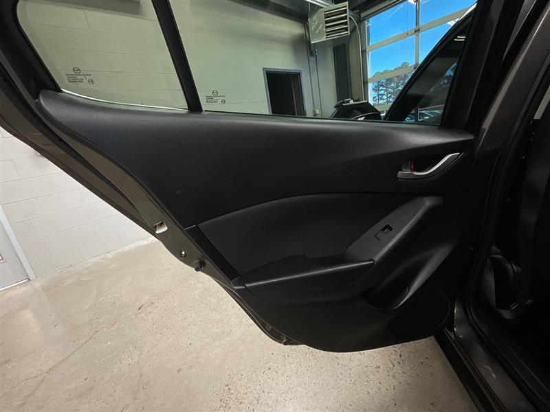 2015 MAZDA MAZDA3 I SPORT