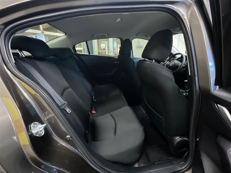 2015 MAZDA MAZDA3 I SPORT