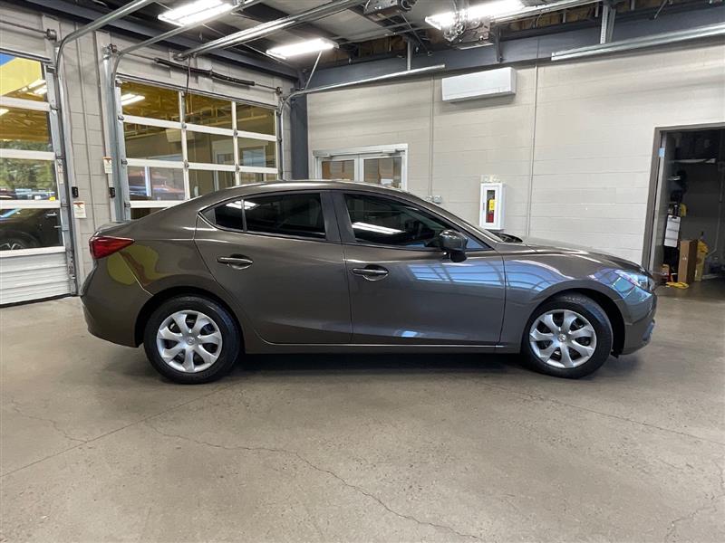 2015 MAZDA MAZDA3 I SPORT