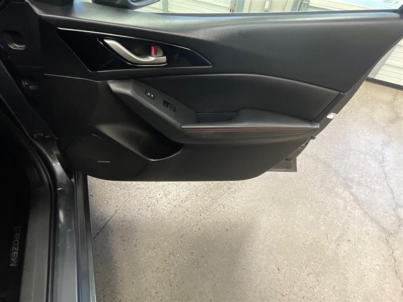 2016 MAZDA MAZDA3 I GRAND TOURING