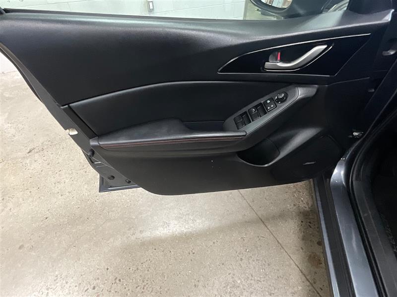 2016 MAZDA MAZDA3 I GRAND TOURING