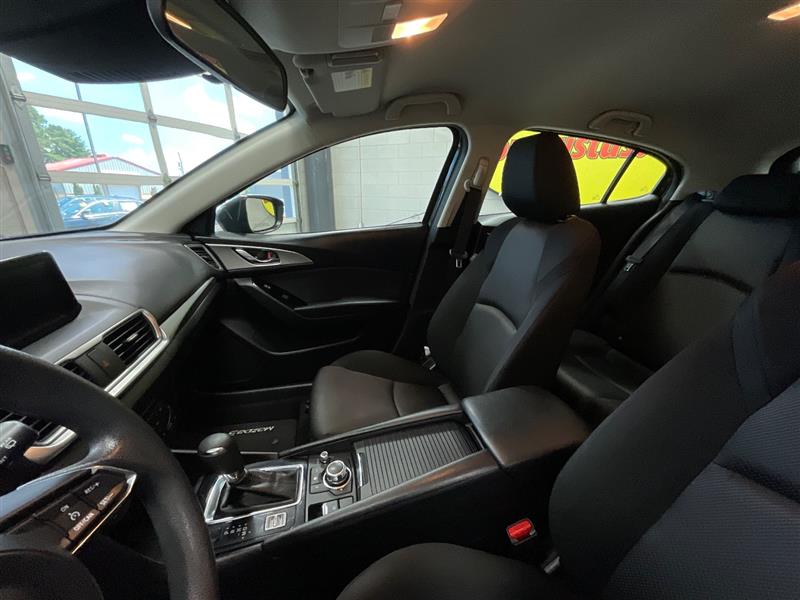 2018 MAZDA MAZDA3 SPORT
