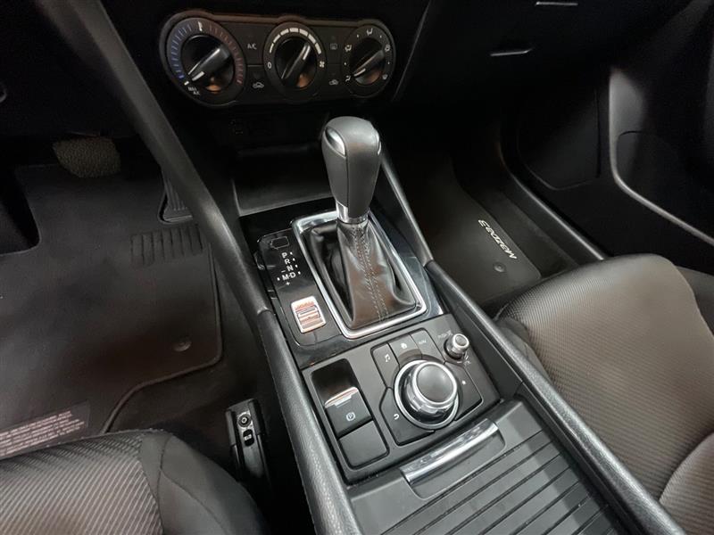 2018 MAZDA MAZDA3 SPORT