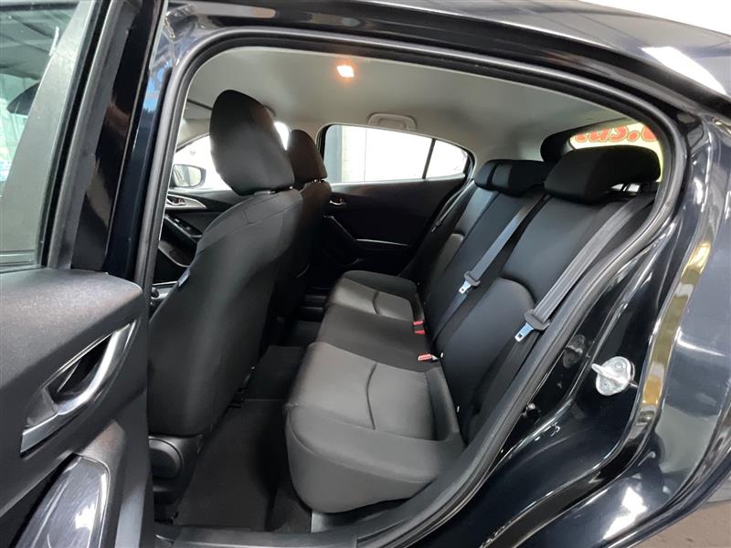 2018 MAZDA MAZDA3 SPORT
