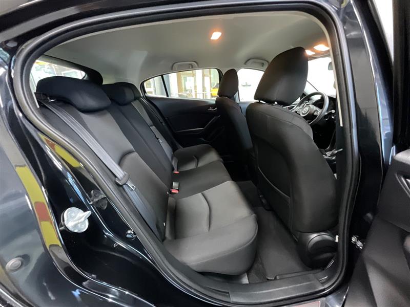 2018 MAZDA MAZDA3 SPORT