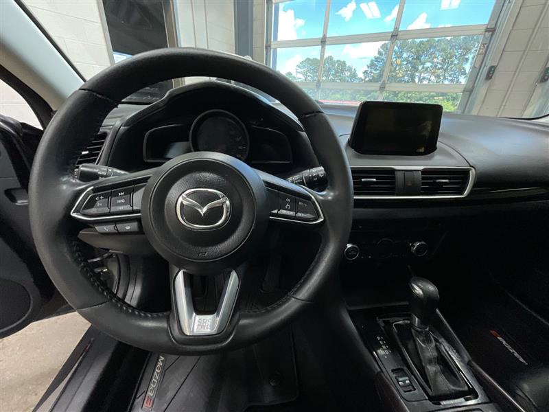 2018 MAZDA MAZDA3 TOURING