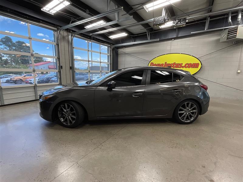 2018 MAZDA MAZDA3 TOURING
