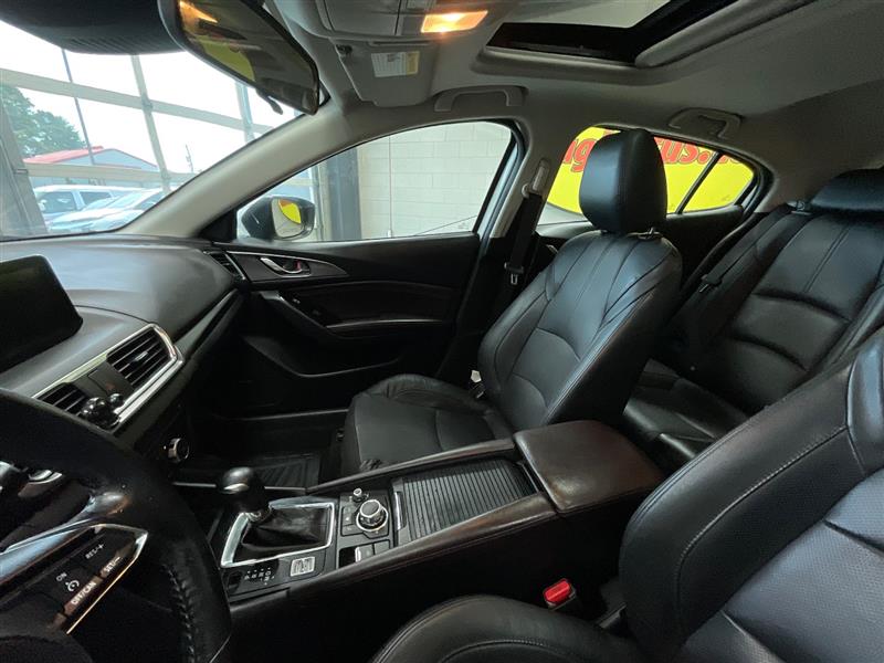 2017 MAZDA MAZDA3 