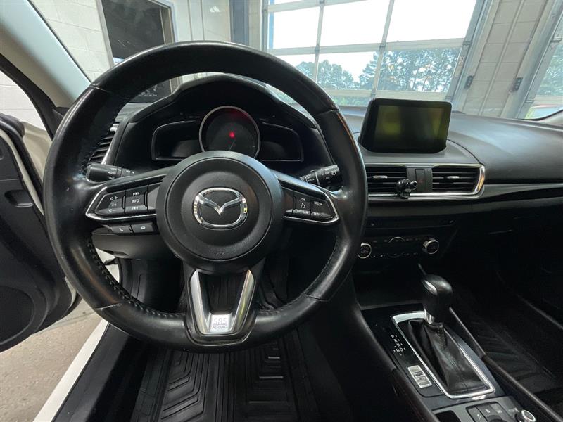 2017 MAZDA MAZDA3 