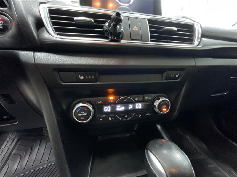 2017 MAZDA MAZDA3 