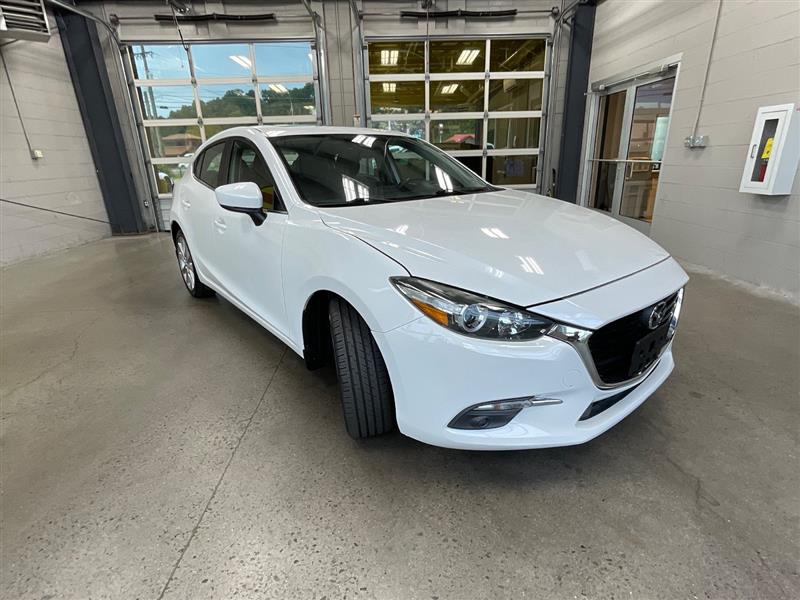 2017 MAZDA MAZDA3 