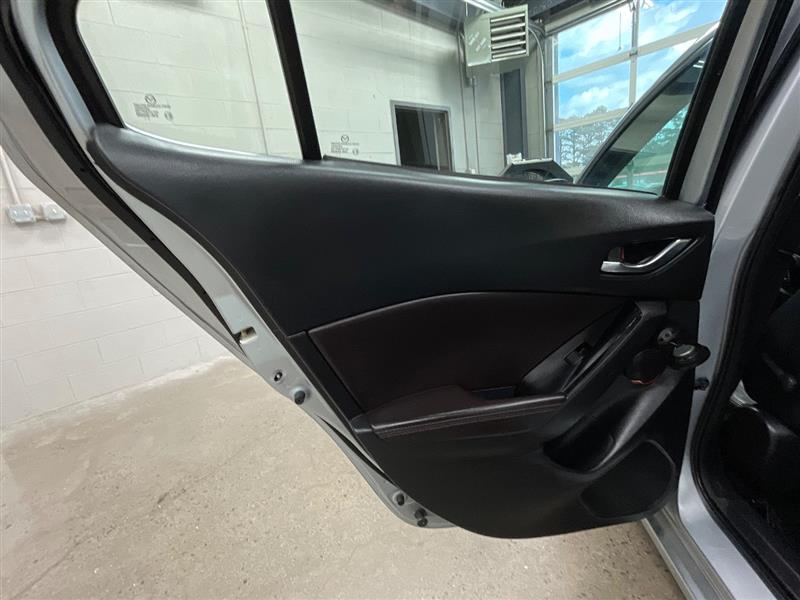 2018 MAZDA MAZDA3 4-DOOR Touring