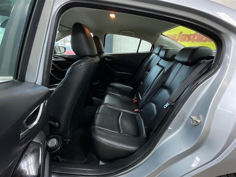 2018 MAZDA MAZDA3 4-DOOR Touring
