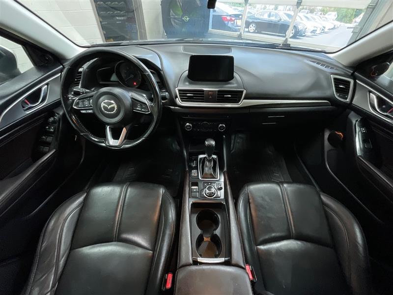 2018 MAZDA MAZDA3 4-DOOR Touring