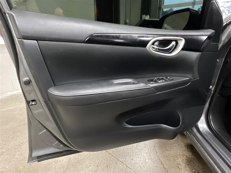 2018 NISSAN SENTRA SV
